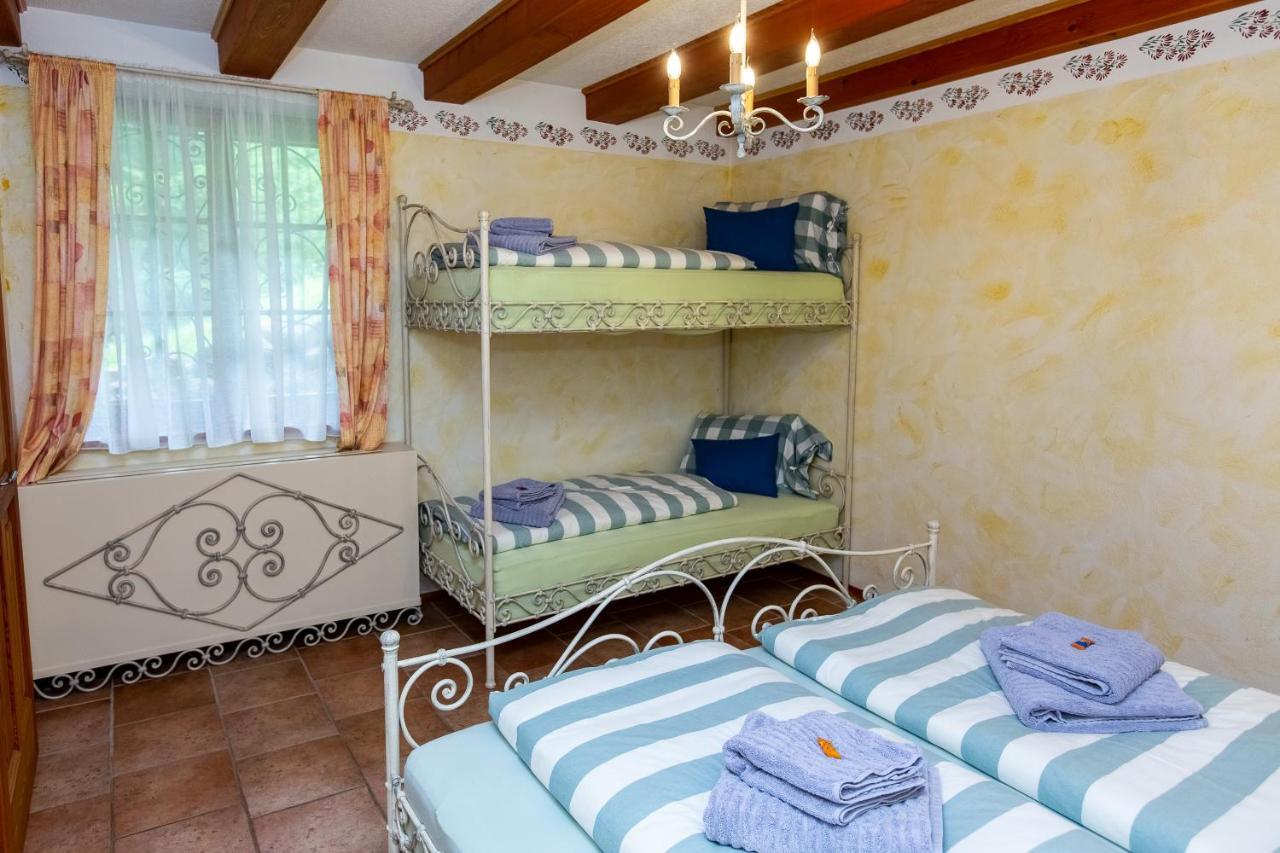Apartment Pod Skalco Jesenice Esterno foto
