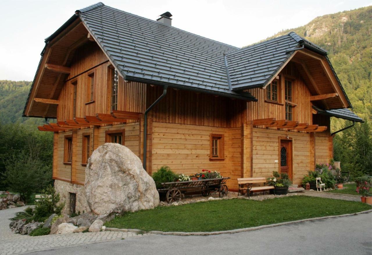 Apartment Pod Skalco Jesenice Esterno foto