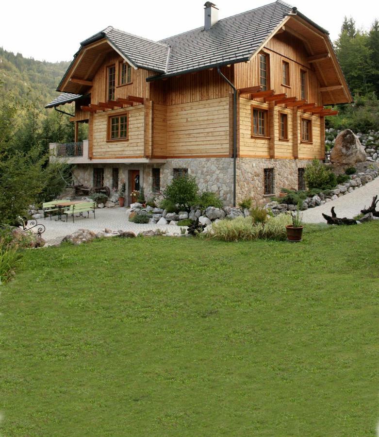 Apartment Pod Skalco Jesenice Esterno foto